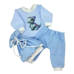 Bluzka, spodnie, czapeczka...